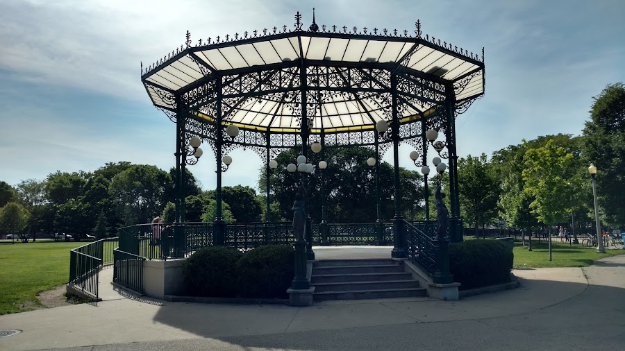 Welles (Gideon) Park